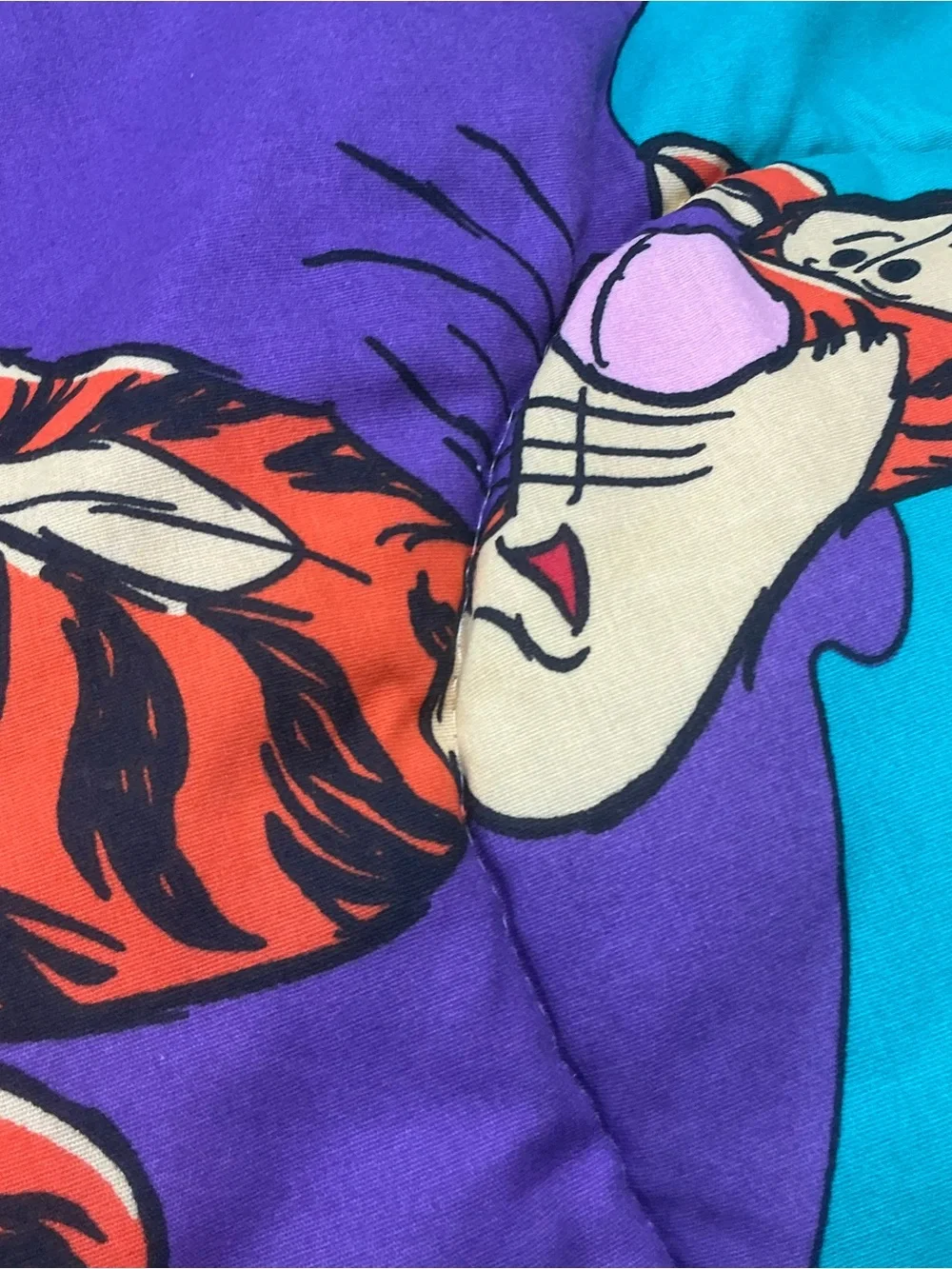 Vintage Disney Winnie the Pooh tigger reversible comforter 60 x 80